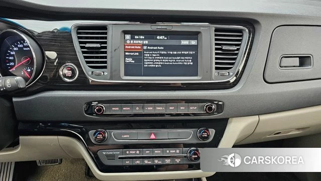 Kia The New Carnival 2020 Белый из Кореи, фото 5