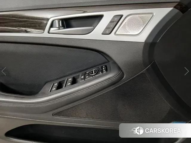 Genesis G80 2018 Серебристо-серый из Кореи, фото 5