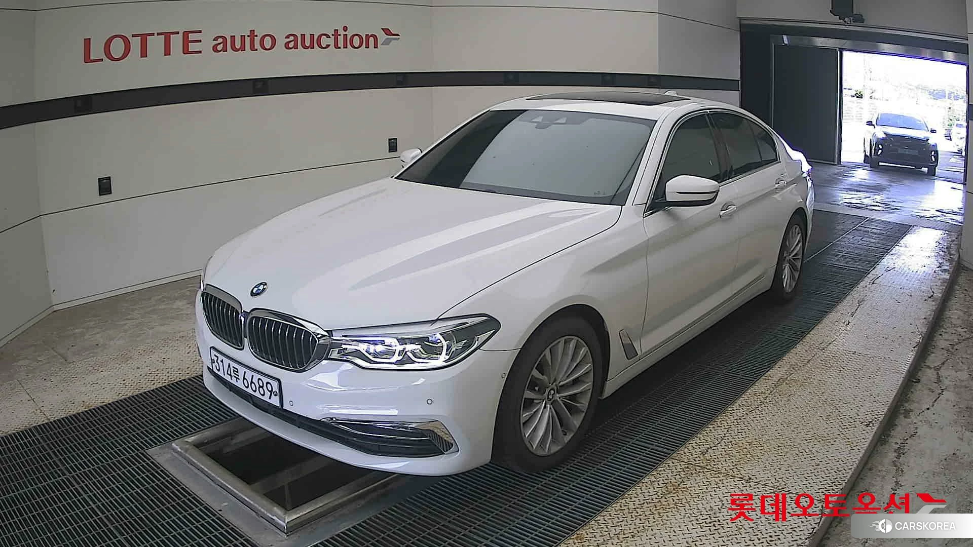 BMW  530i Luxury 2020 Белый из Кореи, фото 5