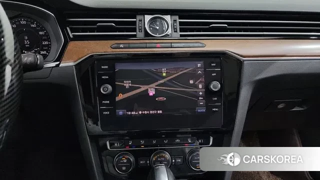 Volkswagen Passat GT (B8) 2018 Белый из Кореи, фото 5