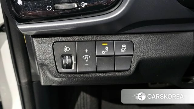 Kia Stonic 2018 Белый из Кореи, фото 5