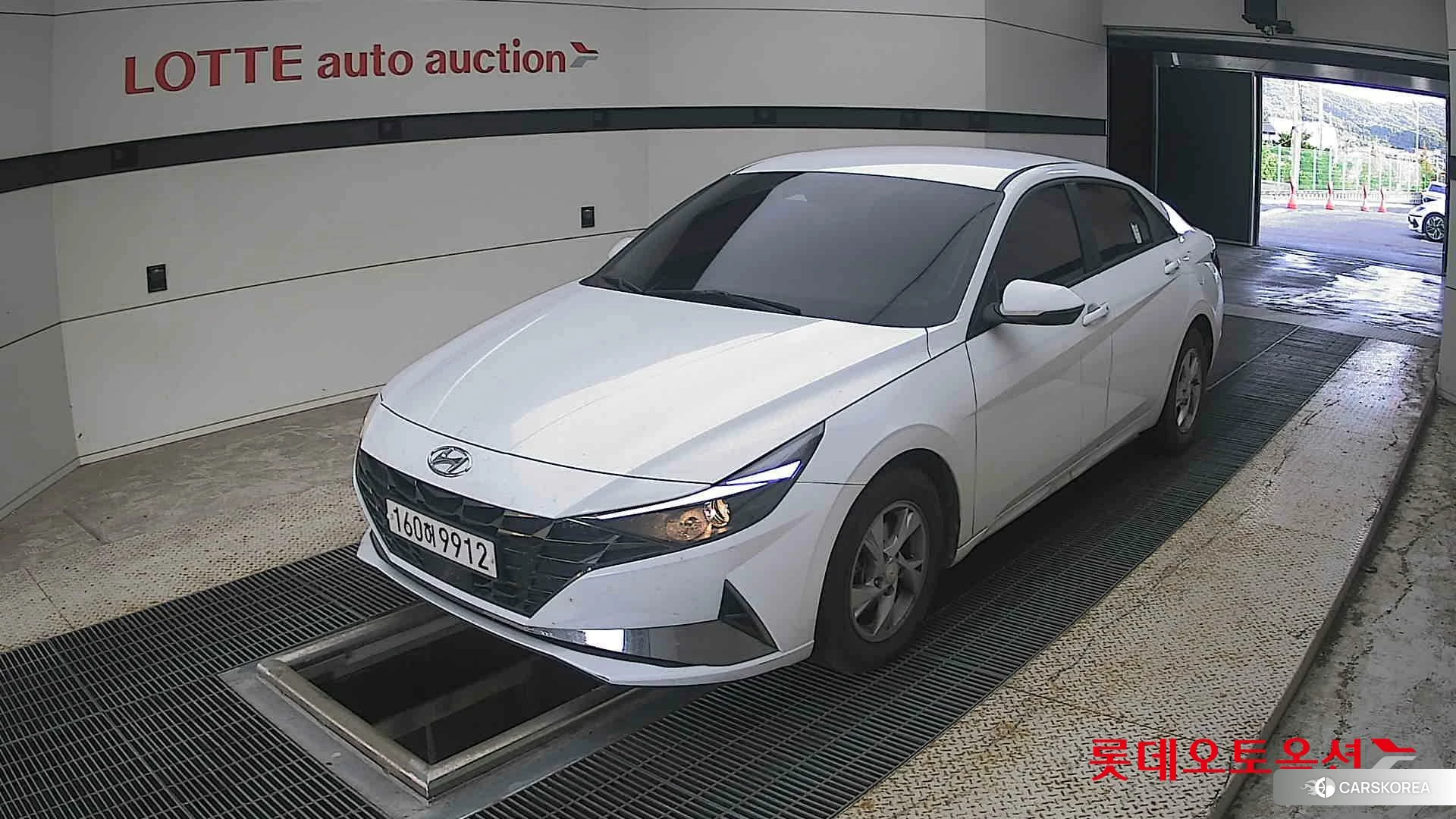 Hyundai Avante 2021 Polar White из Кореи, фото 5
