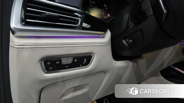 BMW X7 (G07) 2022 Серый из Кореи, фото 5