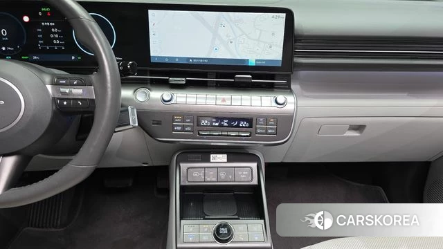 Hyundai Kona Hybrid (SX2) 2023 Серебристо-серый из Кореи, фото 5