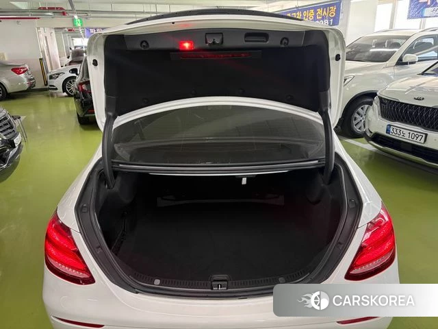 Mercedes-Benz E-Class W213 2019 Белый из Кореи, фото 5