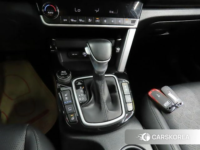 Kia Seltos 2021 Белый из Кореи, фото 5