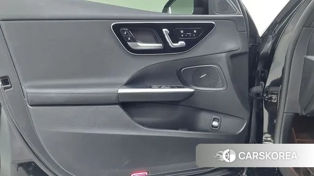 Mercedes-Benz C-Class W206 2023 Черный из Кореи, фото 5