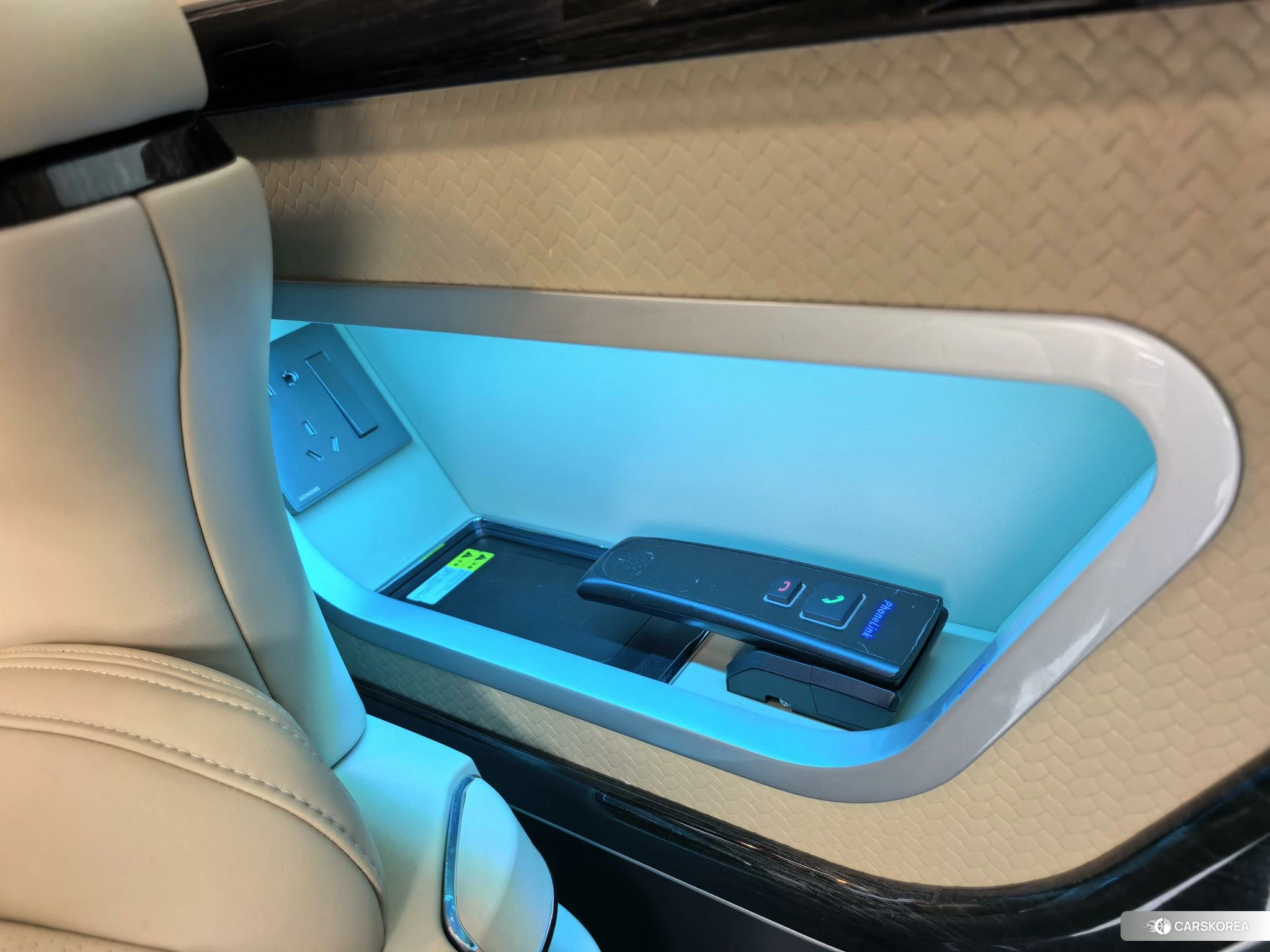 Toyota Hiace 2023 Белый из Китая, фото 5