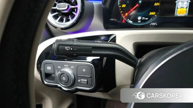 Mercedes-Benz A-Class W177 2022 Белый из Кореи, фото 5