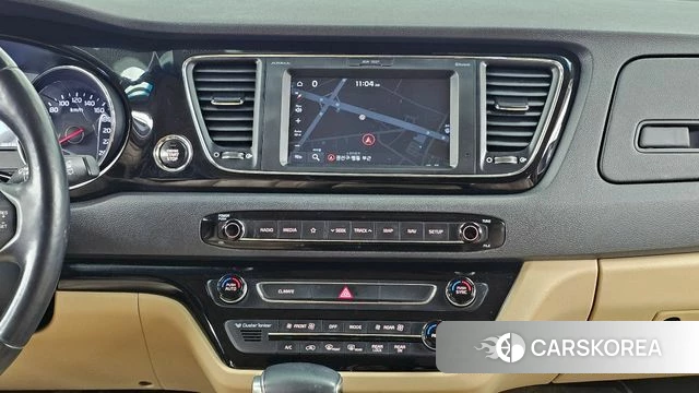 Kia The New Carnival 2018 Белый из Кореи, фото 5