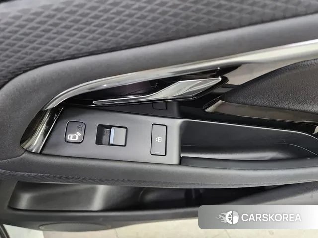 Land Rover Range Rover Evoque 2nd Generation 2021 Белый из Кореи, фото 5