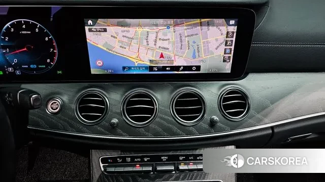 Mercedes-Benz E-Class W213 2021 Белый из Кореи, фото 5