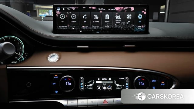 Genesis GV70 2023 Белый из Кореи, фото 5