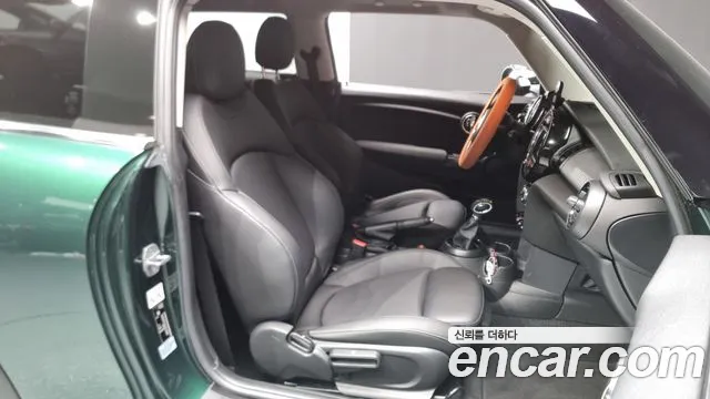 Mini Cooper 2018 Зеленый из Кореи, фото 5