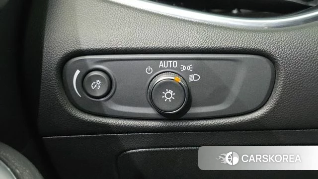 Chevrolet (GM Daewoo) All New Malibu 2018 Черный из Кореи, фото 5