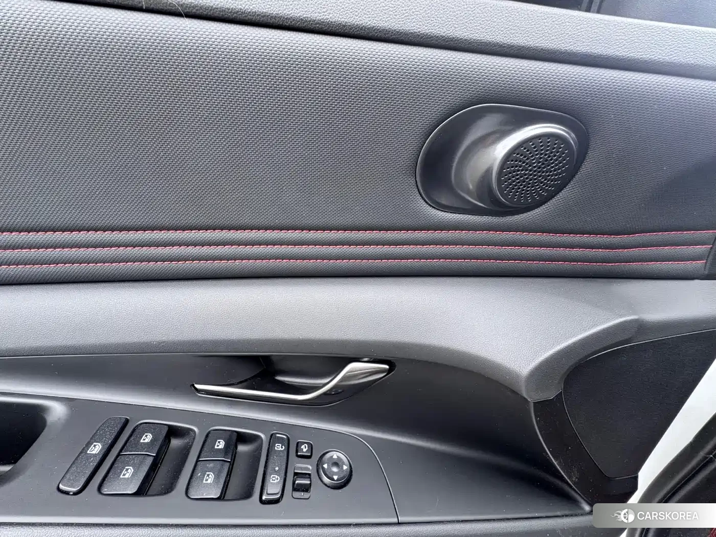 Hyundai Elantra 2023 Белый из Китая, фото 5