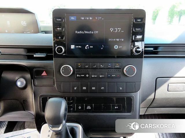 Hyundai Staria 2023 Желтый из Кореи, фото 5