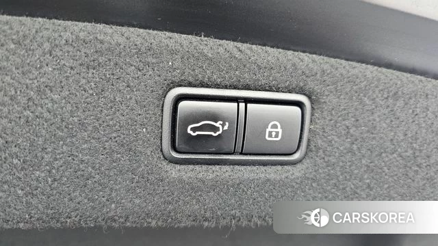 Genesis G90 2021 Черный из Кореи, фото 5