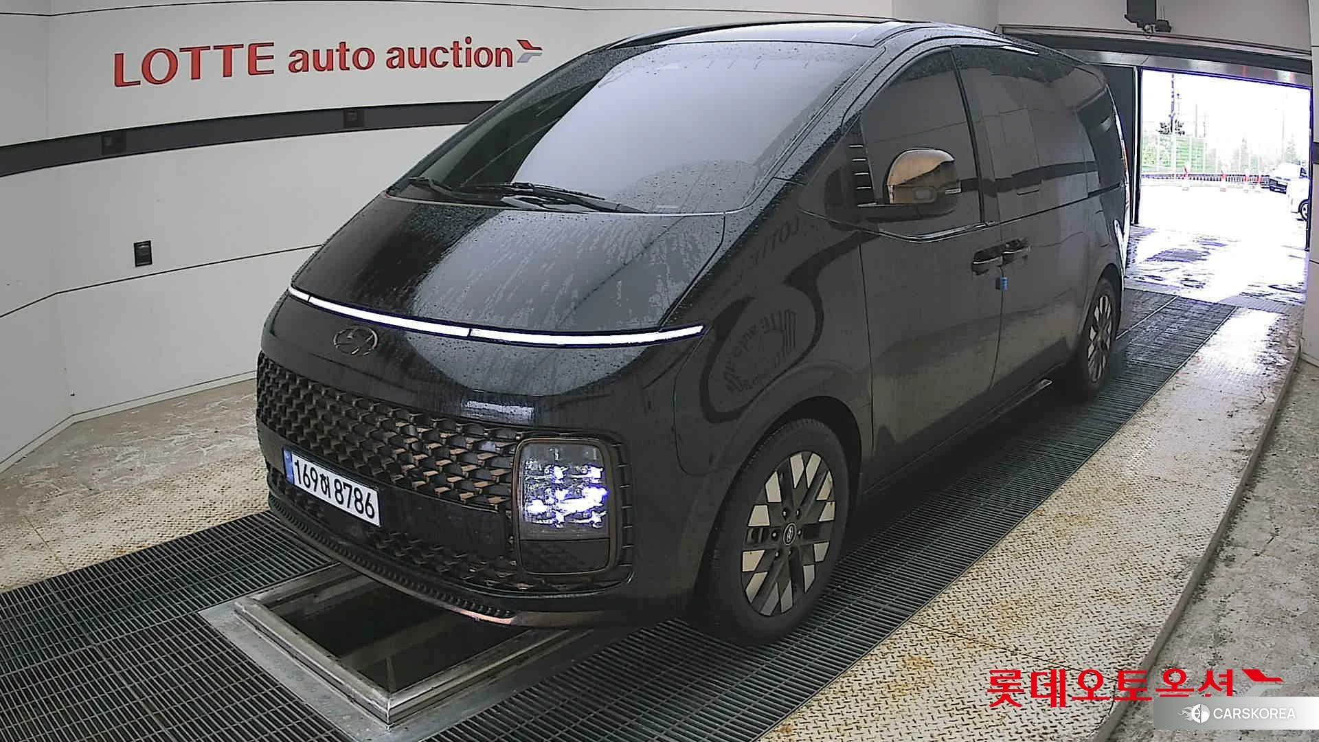 Hyundai Staria Lounge 2022 Abyss Black Pearl из Кореи, фото 5