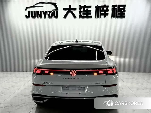 Volkswagen Lingdu 2023 Белый из Китая, фото 5