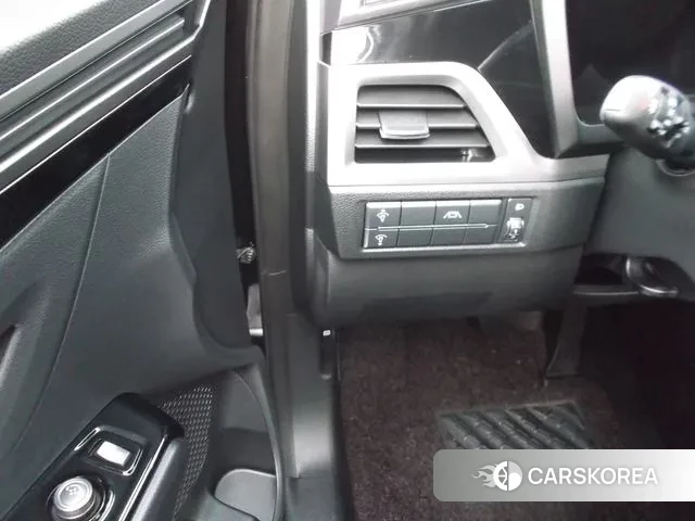 Ssangyong Beautiful Korando 2019 Черный из Кореи, фото 5