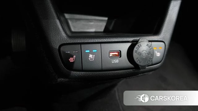 Kia The New Kia Ray EV 2024 Белый из Кореи, фото 5