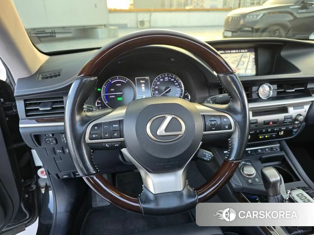 Lexus New ES300h 2018 Черный из Кореи, фото 5