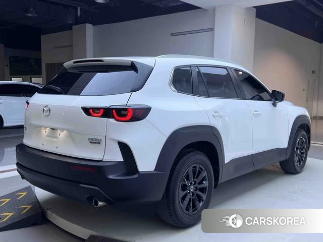 Mazda CX-50 line also 2024 Белый из Китая, фото 5