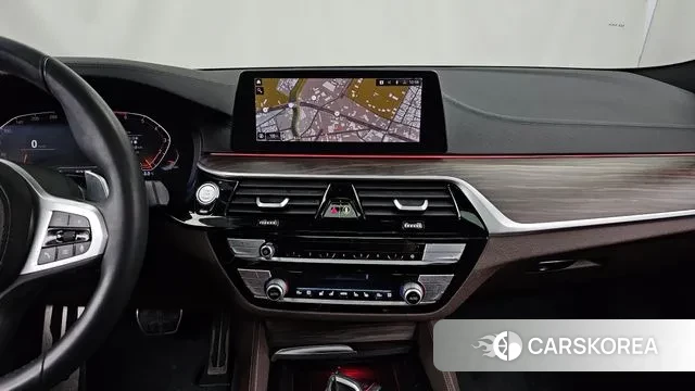 BMW 5 Series (G30) 2020 Черный из Кореи, фото 5