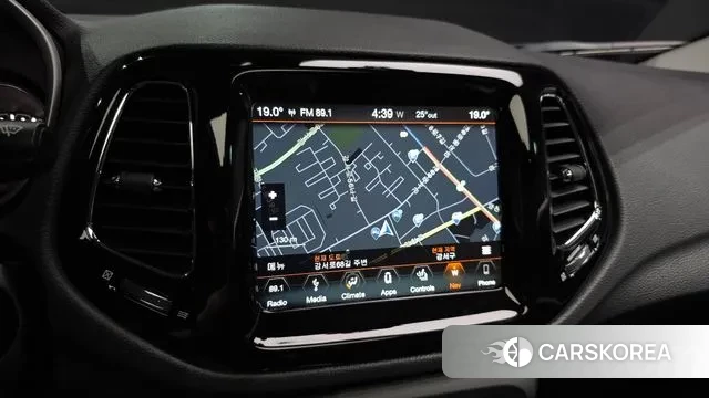 Jeep Compass 2nd Generation 2019 Белый из Кореи, фото 5