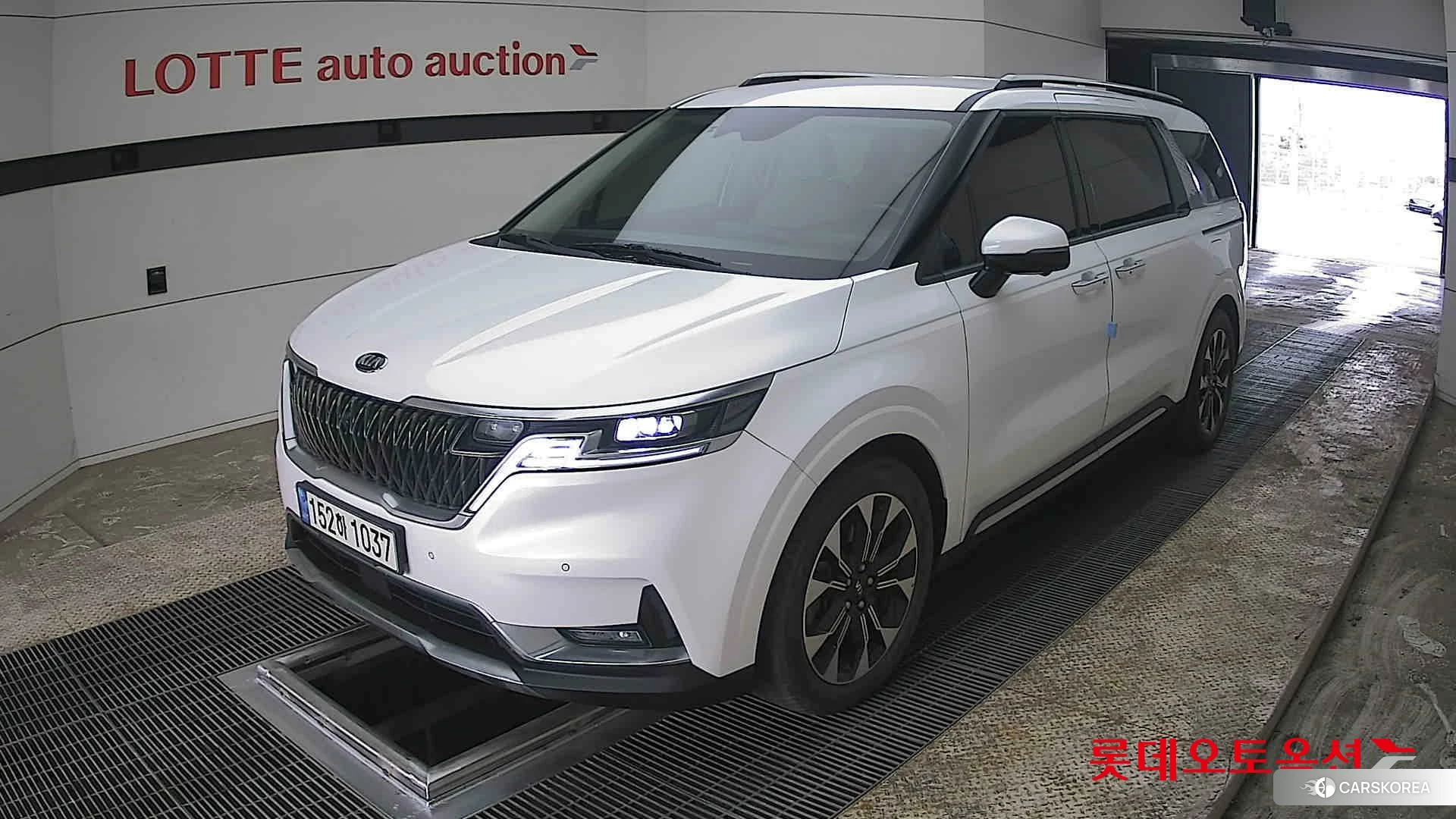 Kia Carnival 2021 Белый из Кореи, фото 5