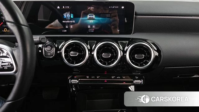 Mercedes-Benz A-Class W177 2020 Белый из Кореи, фото 5