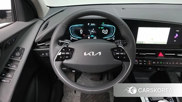 Kia Di Ol Nu Niro 2025 Белый из Кореи, фото 5