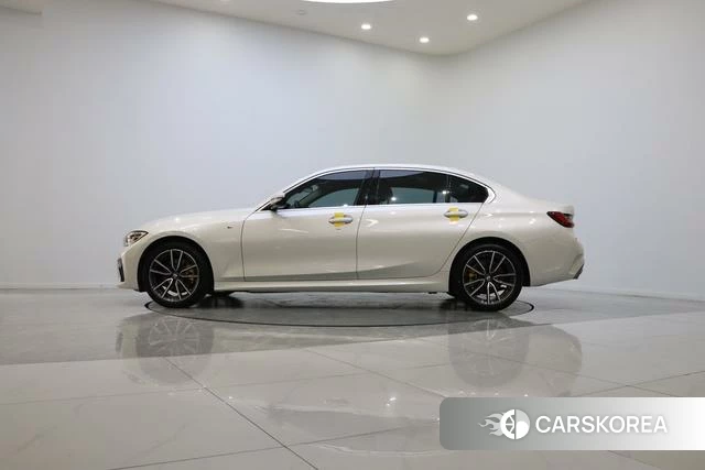 BMW 3 series 2022 Белый из Китая, фото 5