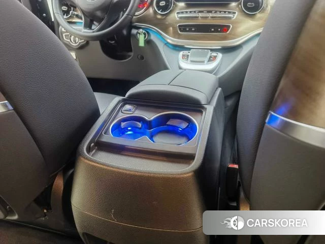 Mercedes-Benz V-class 2024 Черный из Китая, фото 5