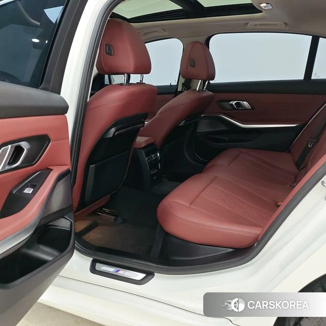 BMW 3 series 2022 Белый из Китая, фото 5