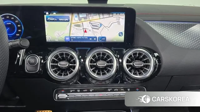 Mercedes-Benz EQA H243 2024 Белый из Кореи, фото 5