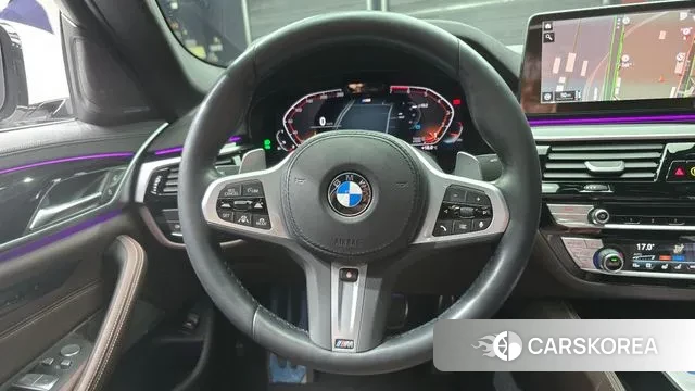 BMW 5 Series (G30) 2022 Белый из Кореи, фото 5