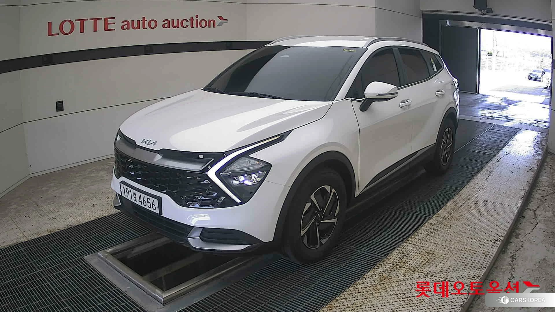 Kia Sportage Hybrid 2022 Snow White Pearl (optional) из Кореи, фото 5