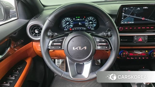 Kia The New K3 2nd generation 2022 Серый из Кореи, фото 5