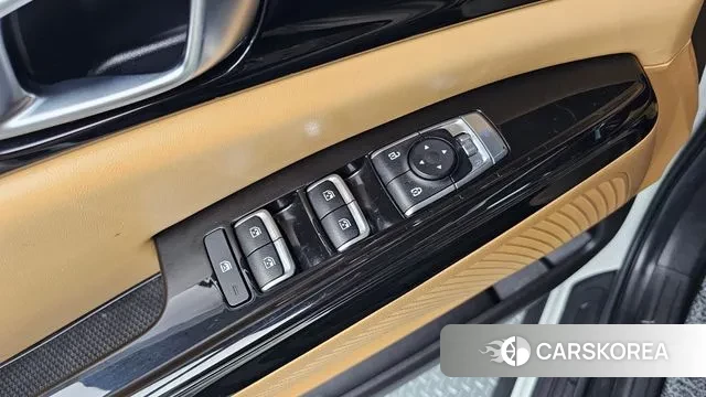 Kia Carnival 4th generation 2023 Белый из Кореи, фото 5