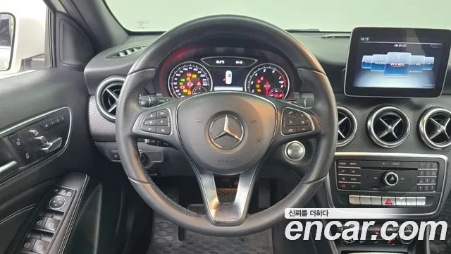 Mercedes-Benz A-Class W176 2018 Белый из Кореи, фото 5