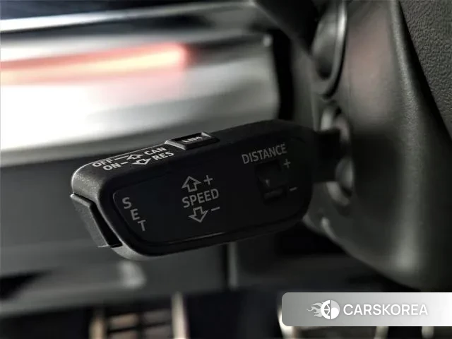 Audi Q8 (4M) 2021 Серый из Кореи, фото 5