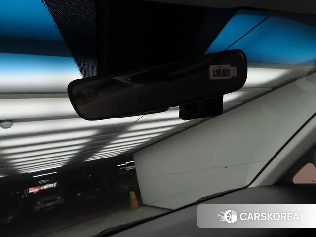 Hyundai Staria 2022 Белый из Кореи, фото 5