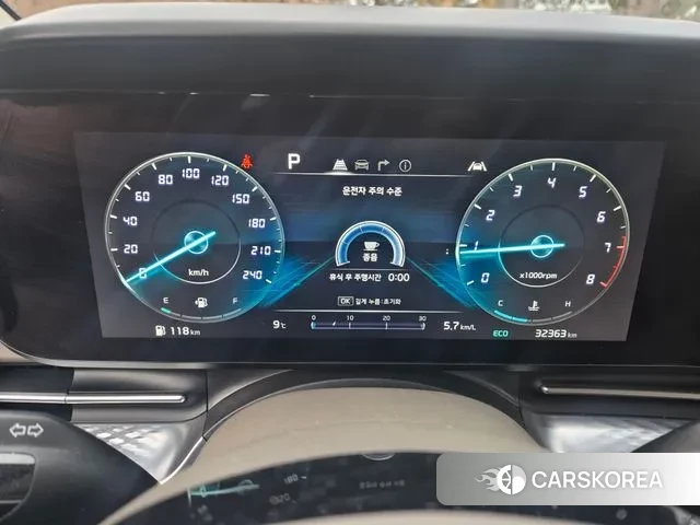 Kia Carnival 4th generation 2023 Белый из Кореи, фото 5