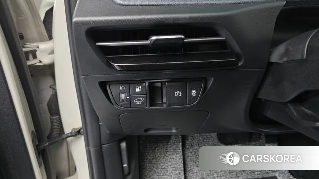 Kia EV6 2021 Жемчужный цвет из Кореи, фото 5
