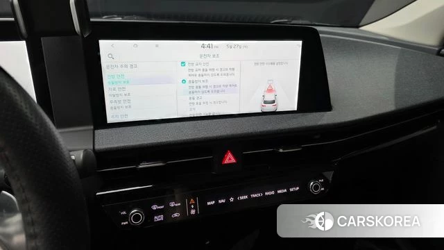 Kia EV6 2023 Серебристо-серый из Кореи, фото 5