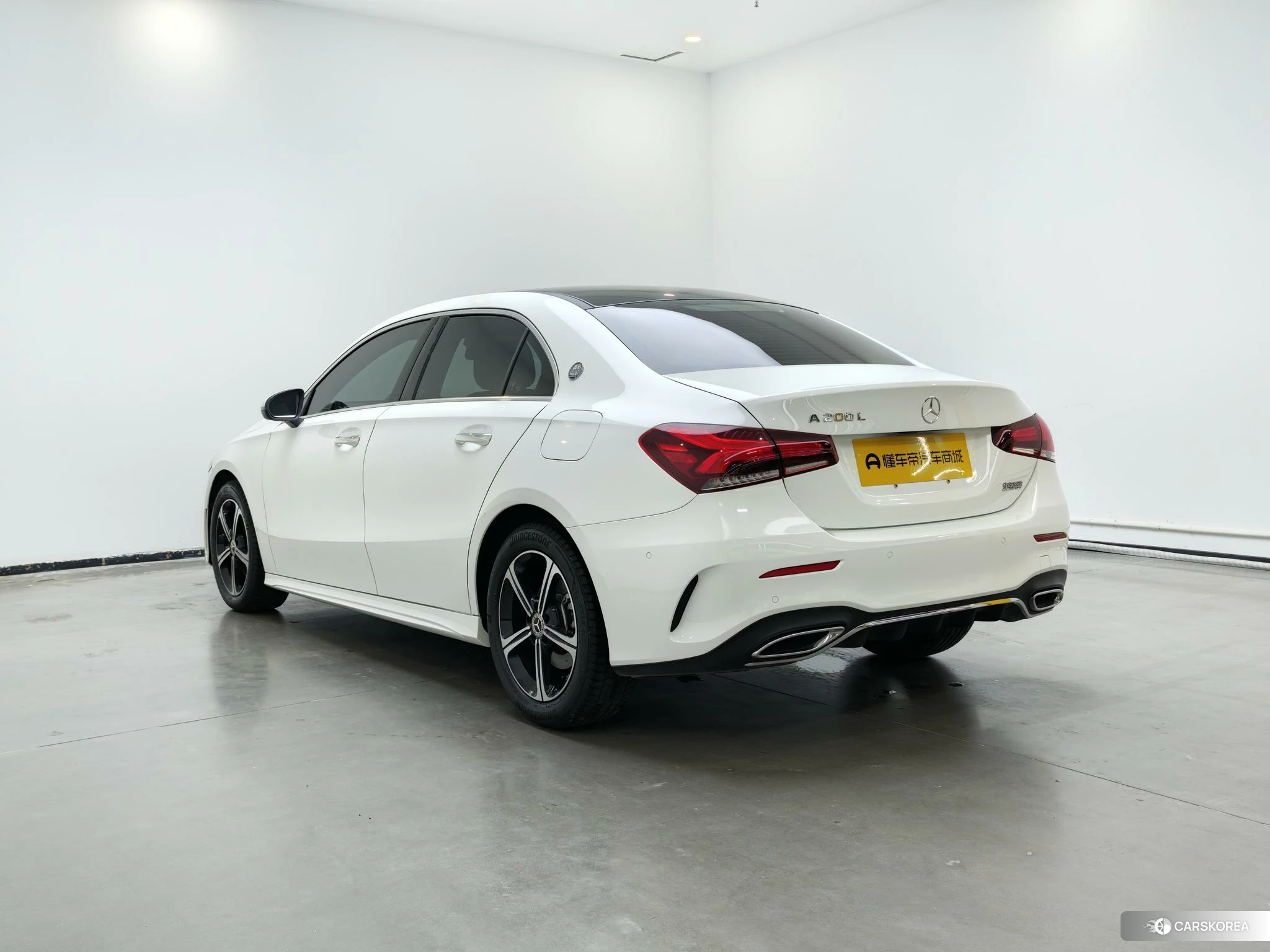 Mercedes-Benz Class A 2022 Белый из Китая, фото 5