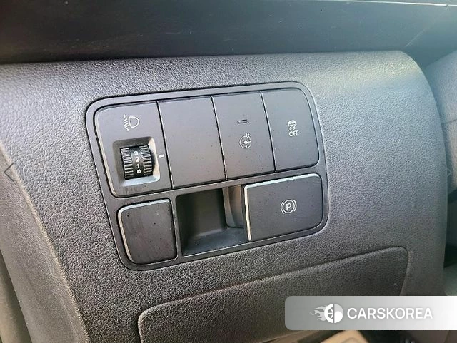 Hyundai Staria 2021 Серебристо-серый из Кореи, фото 5
