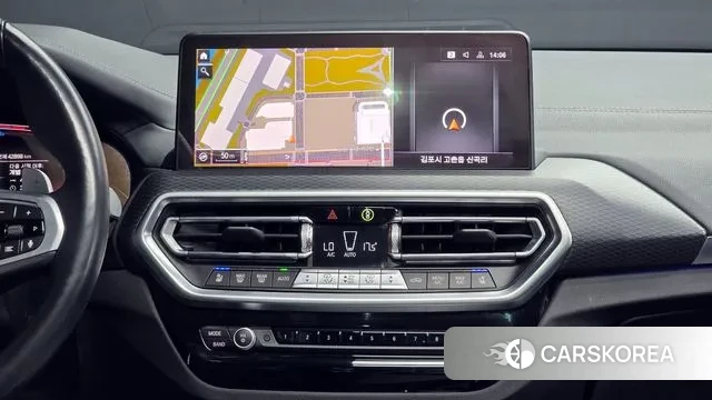 BMW X3 (G01) 2023 Светло-серебряный цвет из Кореи, фото 5